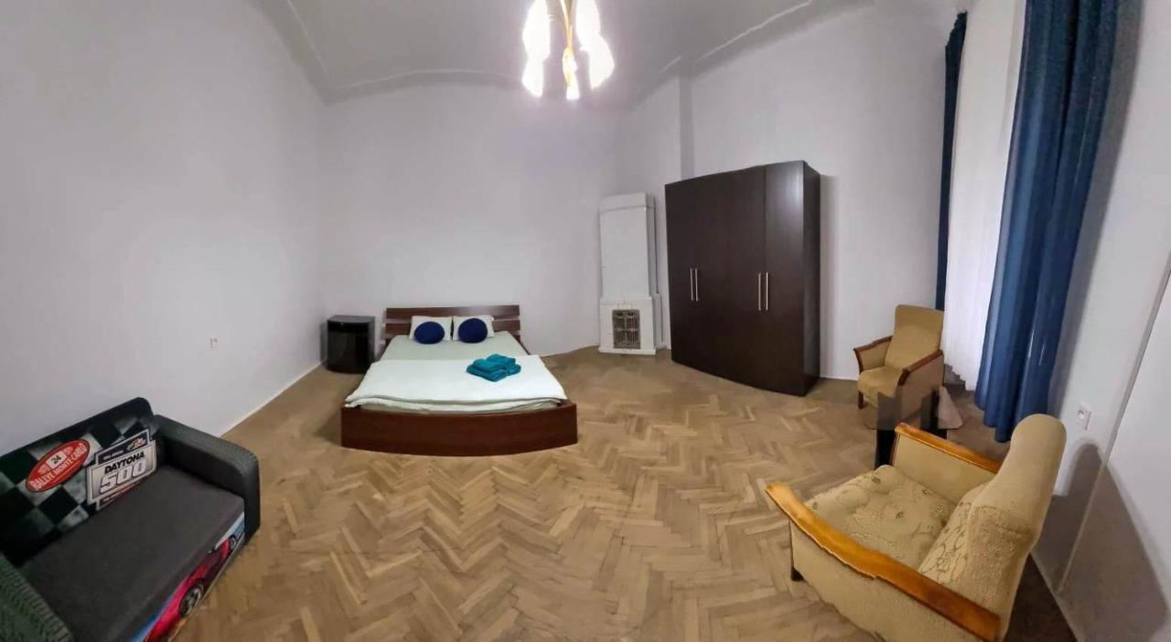 Nocleg W Centrum Czestochowy Nmp32 Ζεστοκόβα Εξωτερικό φωτογραφία