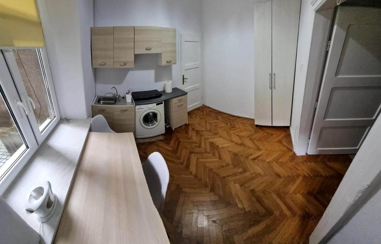 Nocleg W Centrum Czestochowy Nmp32 Ζεστοκόβα Εξωτερικό φωτογραφία