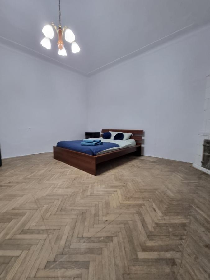 Nocleg W Centrum Czestochowy Nmp32 Ζεστοκόβα Εξωτερικό φωτογραφία