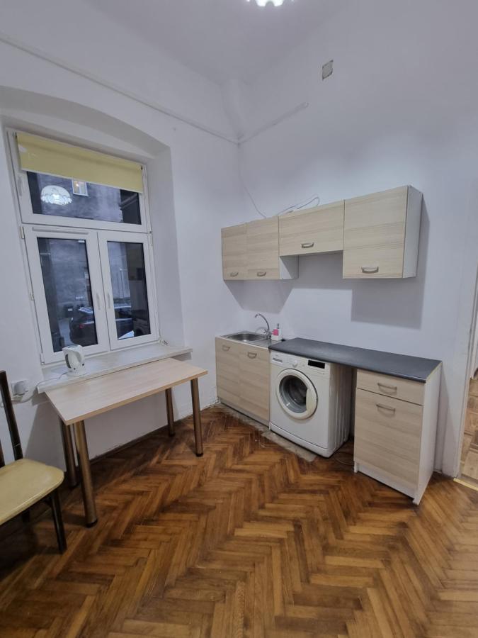 Nocleg W Centrum Czestochowy Nmp32 Ζεστοκόβα Εξωτερικό φωτογραφία