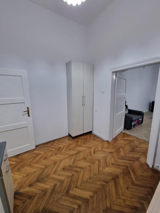 Nocleg W Centrum Czestochowy Nmp32 Ζεστοκόβα Εξωτερικό φωτογραφία